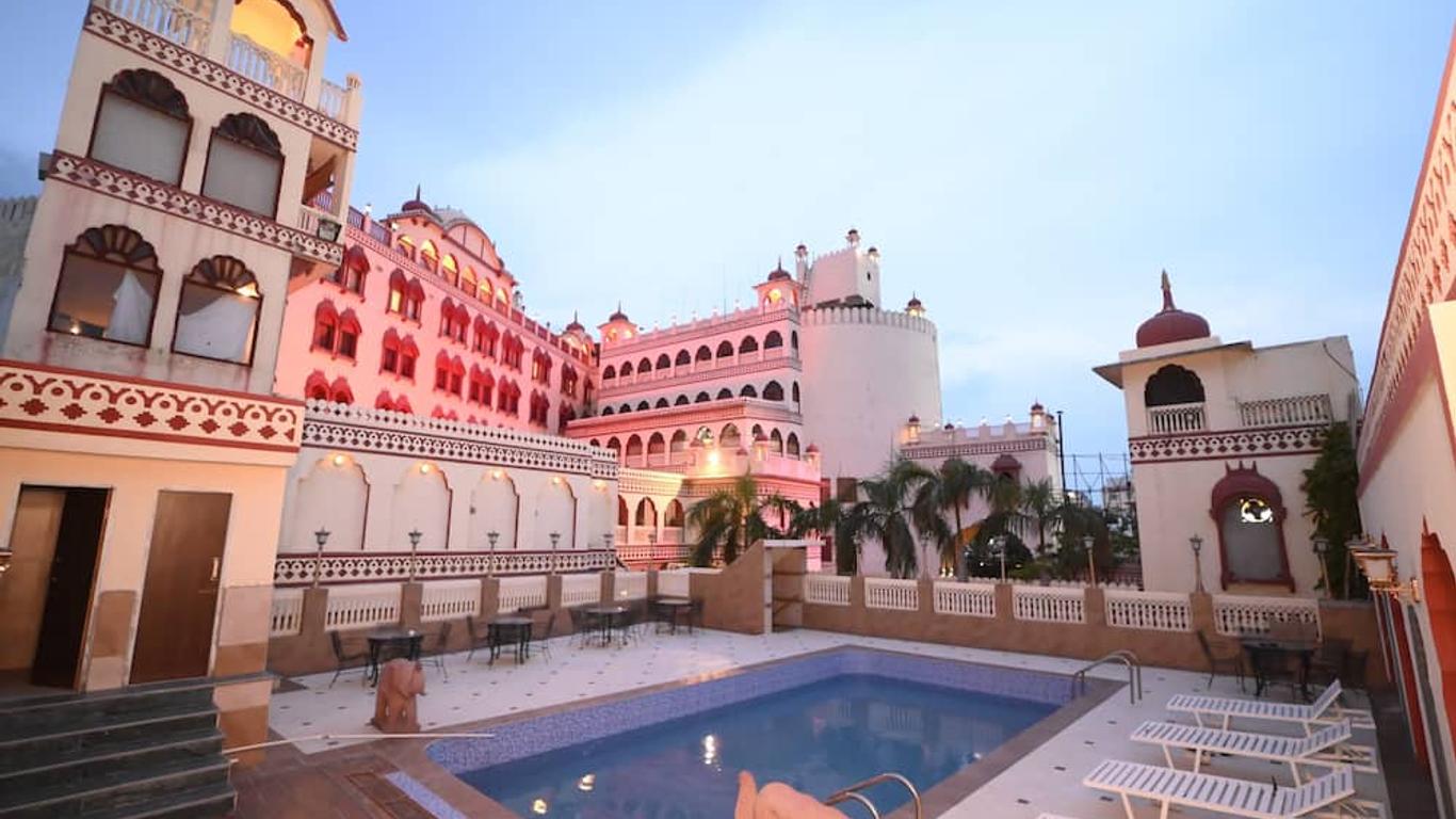 Fort Chandragupt Hotel